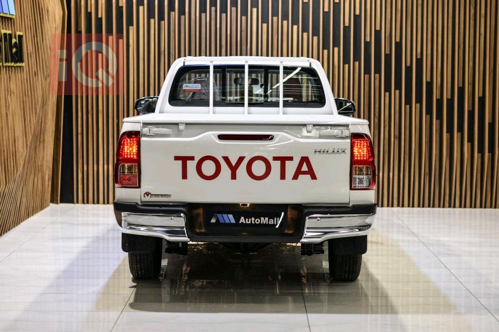 تويوتا هايلوكس